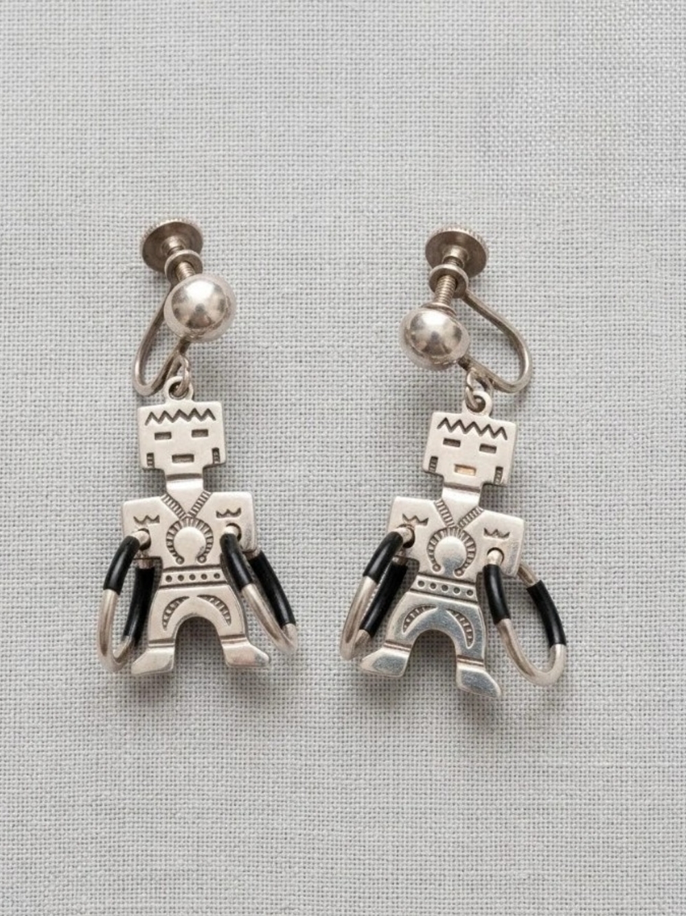 Vintage sterling silver Navajo Kachina Hoop Dancer Screwback Earrings